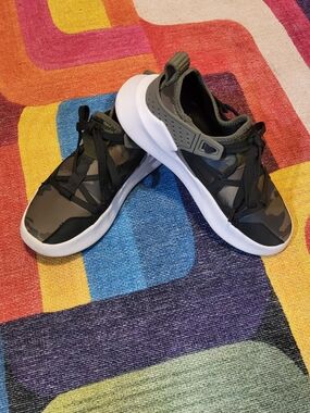 Pajar Women’s Camouflage Athletic Sneakers - Olive Green & Black